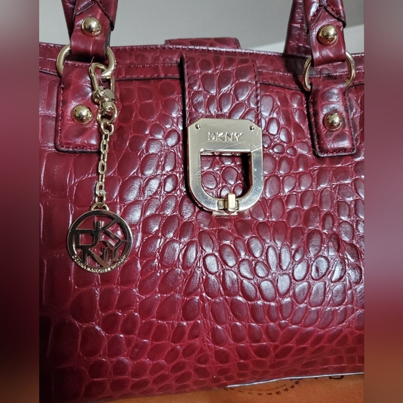Large DKNY red croc satchel - Picture 3 of 13